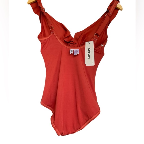 DKNY NWT Ruffle Plunge Underwire Tummy Control One-Piece Swimsuit Size S/P - Picture 8 of 16